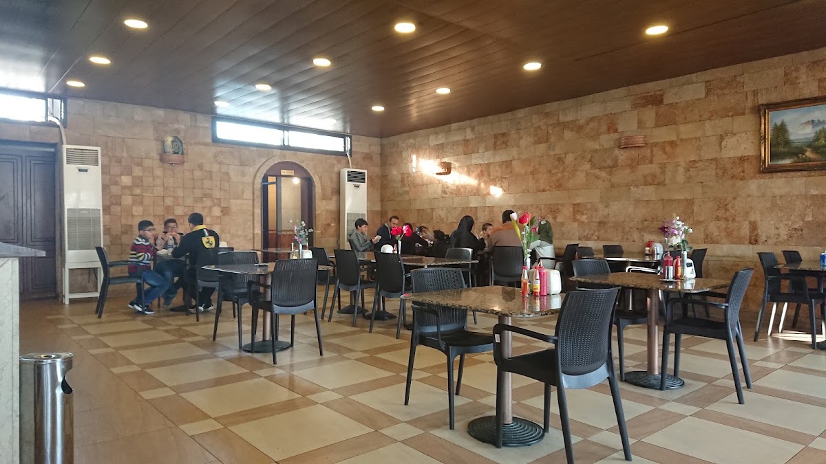 Khalifeh — photograph 4