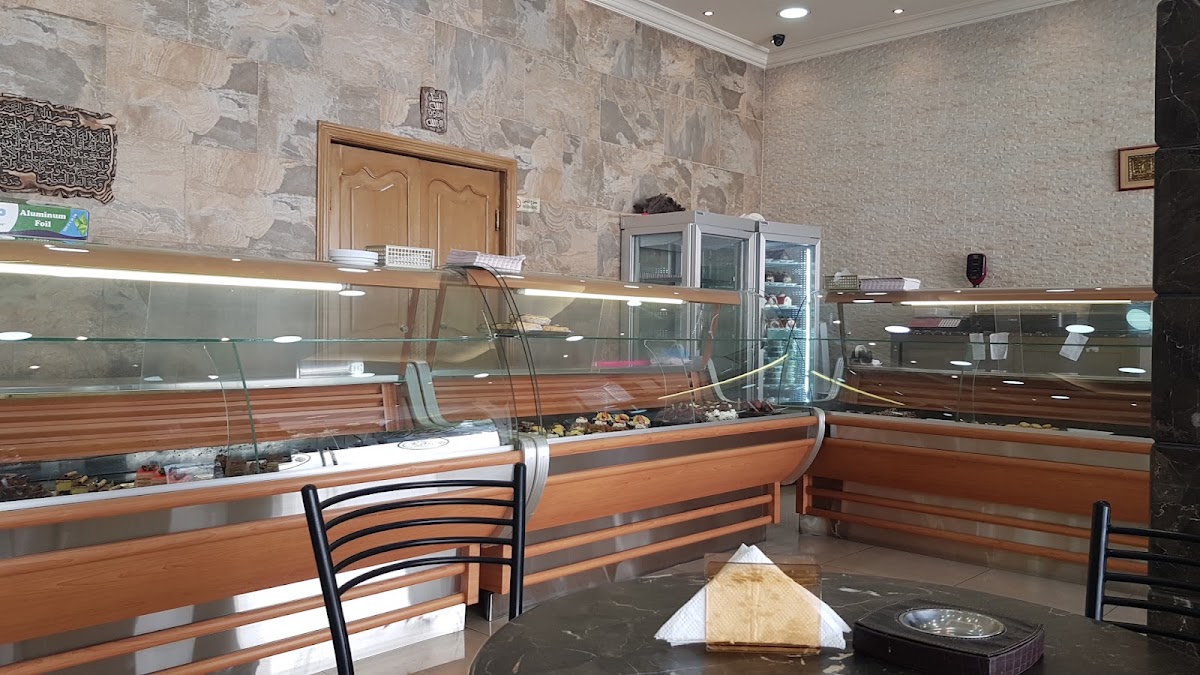 Patisserie La Rose