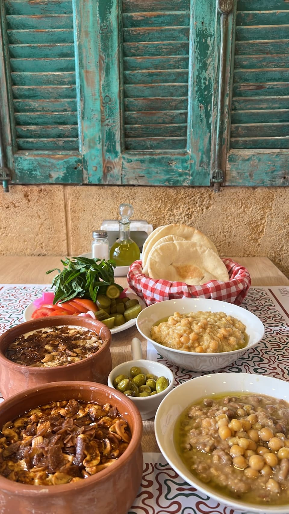 Akra minieh