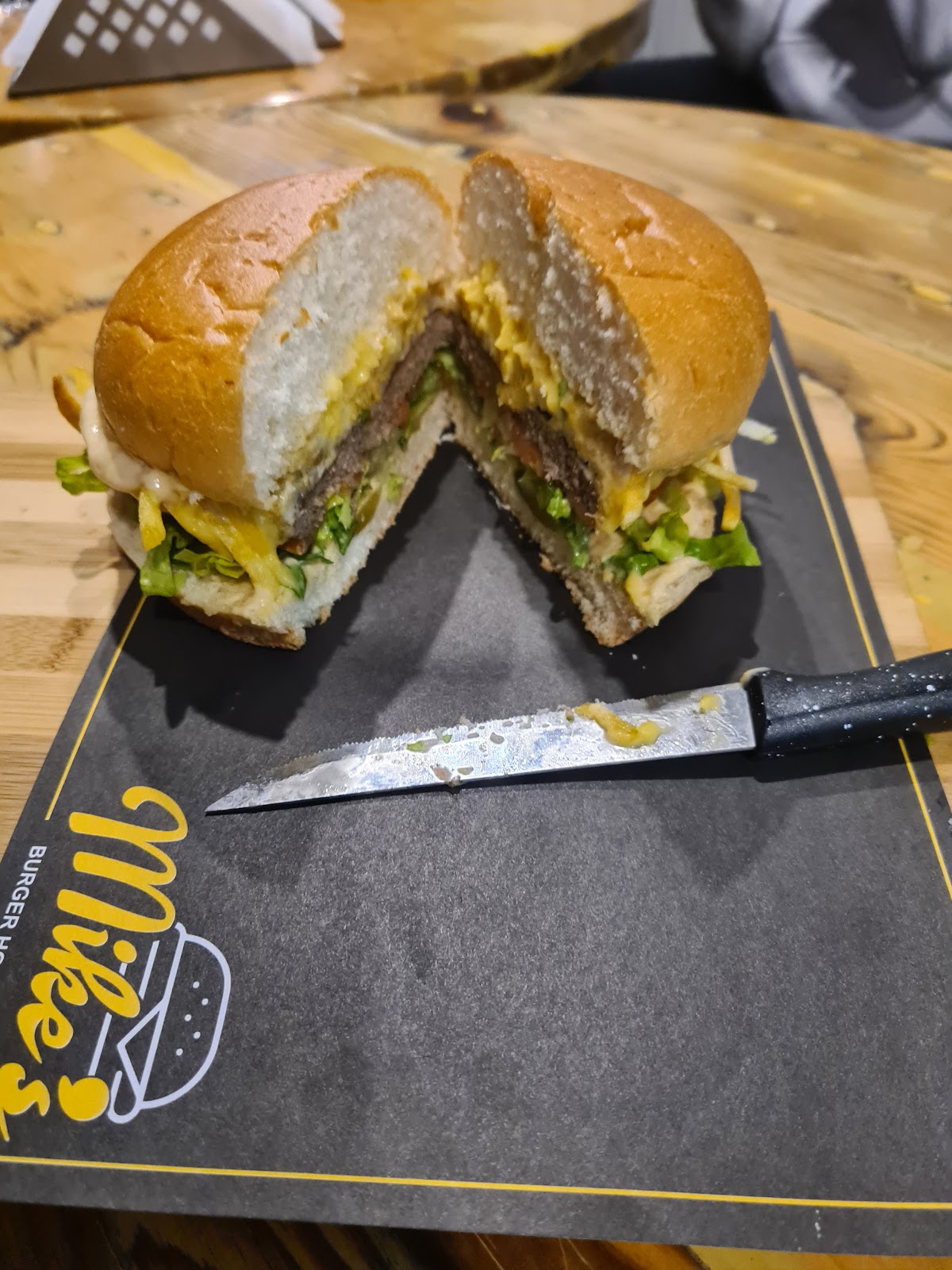 Mike’s burger house — photograph 4
