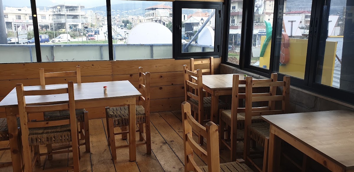 Shawarma Al Tannour — photograph 5