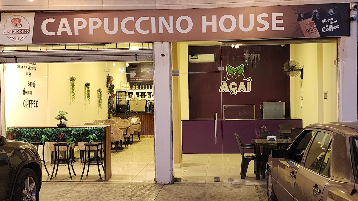 Cappuccino House and Accai — photograph 5