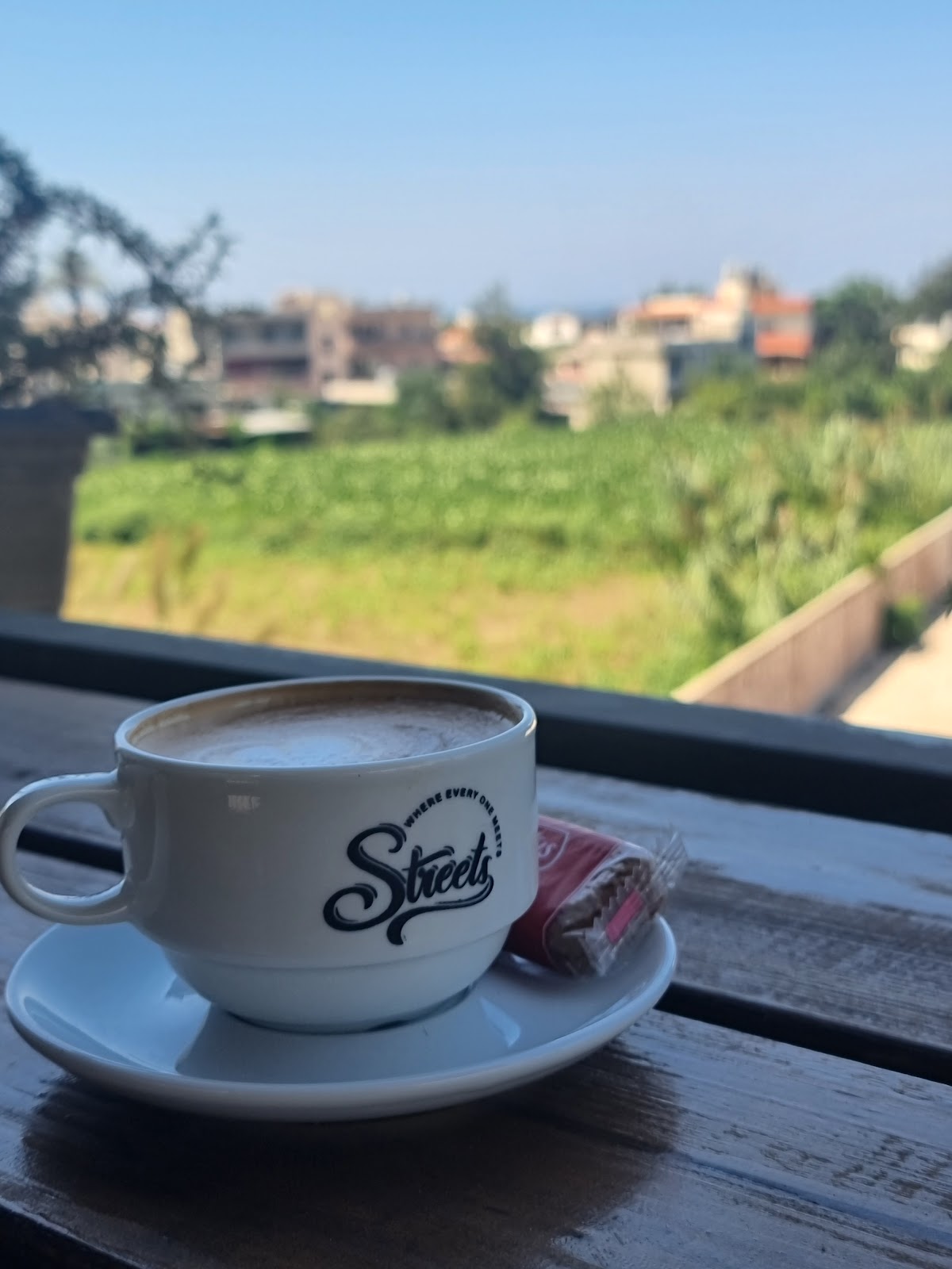 Streets coffee shop — photograph 4