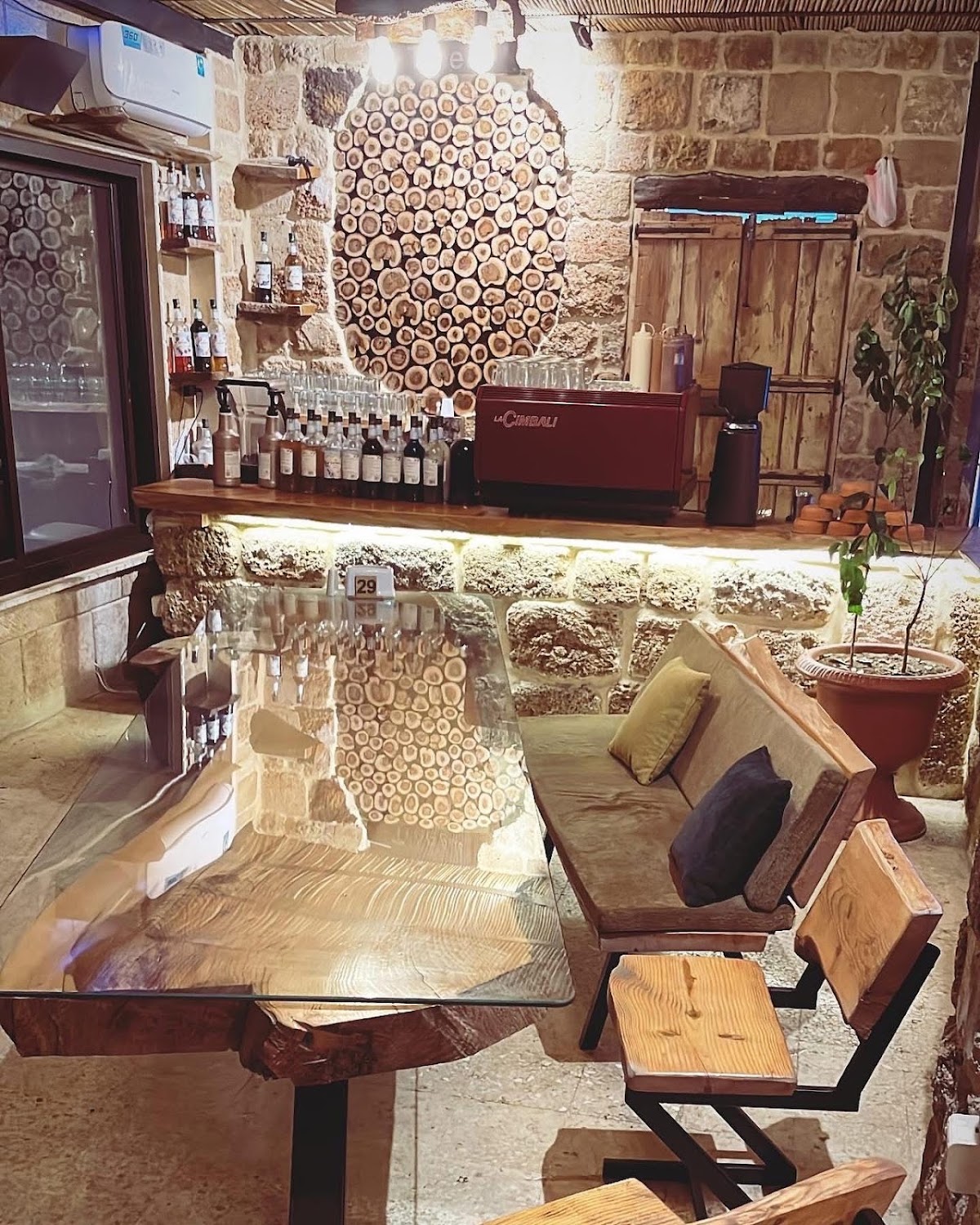 lemon tree resto-cafe — photograph 6
