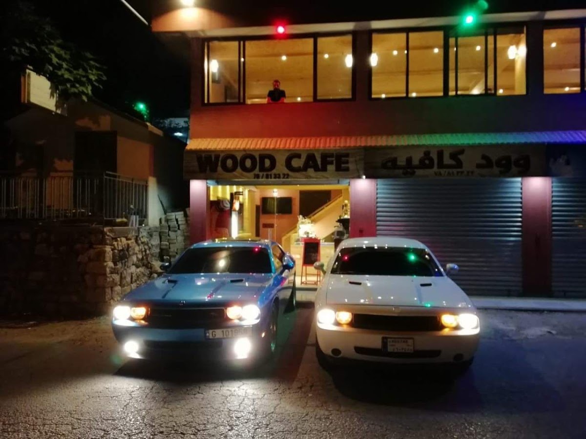 WOOD CAFE — photograph 4