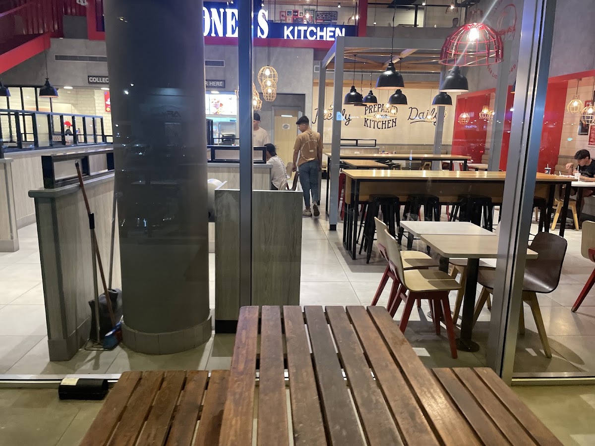 KFC — photograph 5