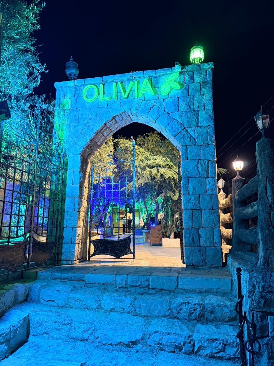 Olivia Caffe — photograph 5