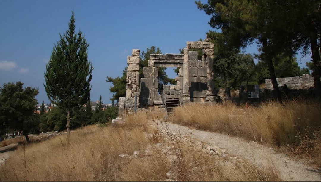 Chhim Castle — photograph 3