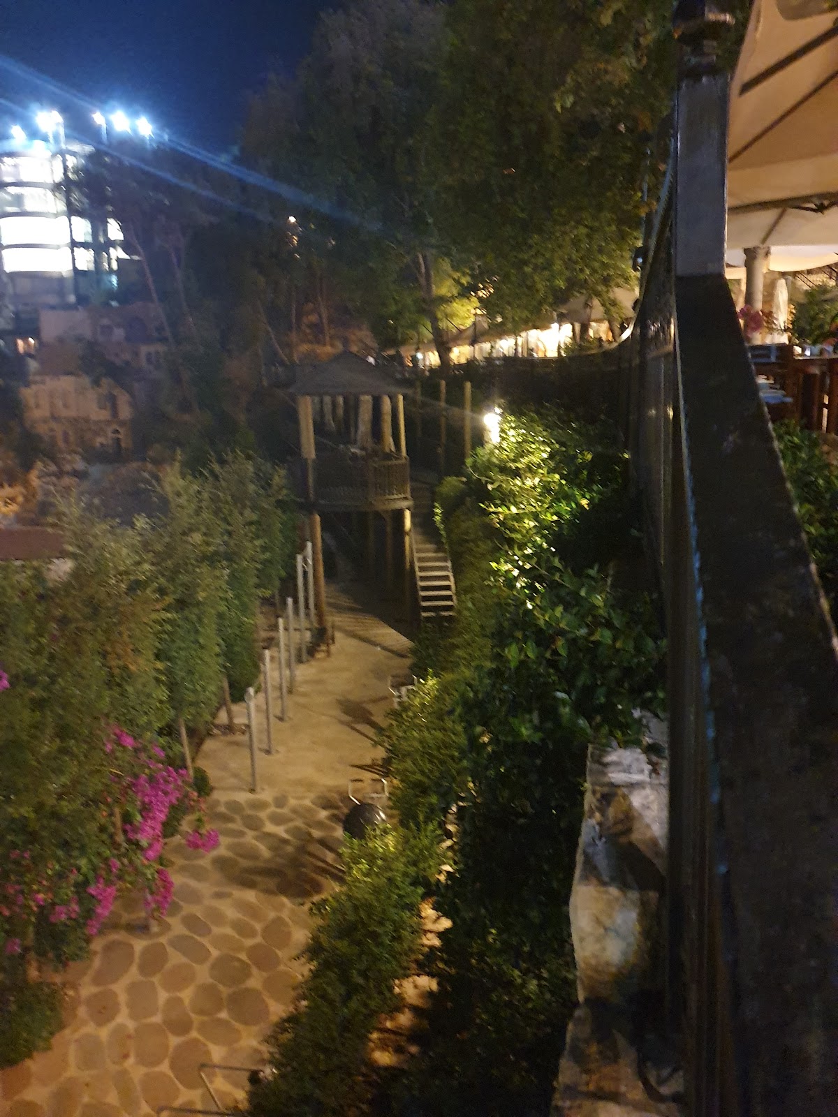 Atyab chi — photograph 5