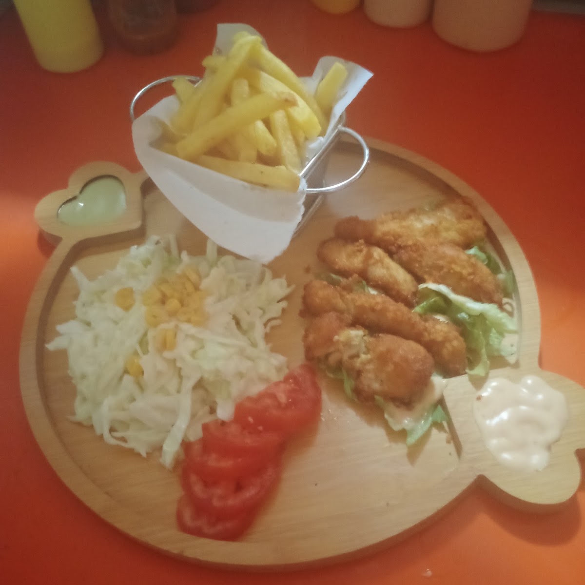 Chez Romeo (Resto/Bar) — photograph 2