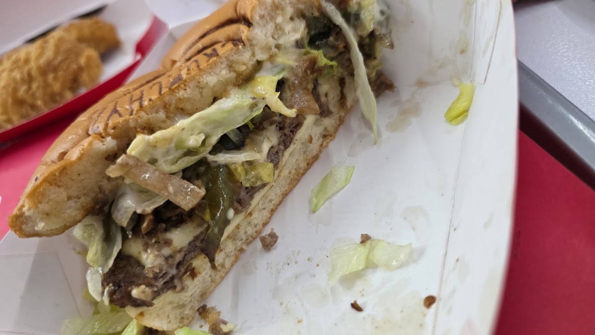 Crunchyz Burgers — photograph 2