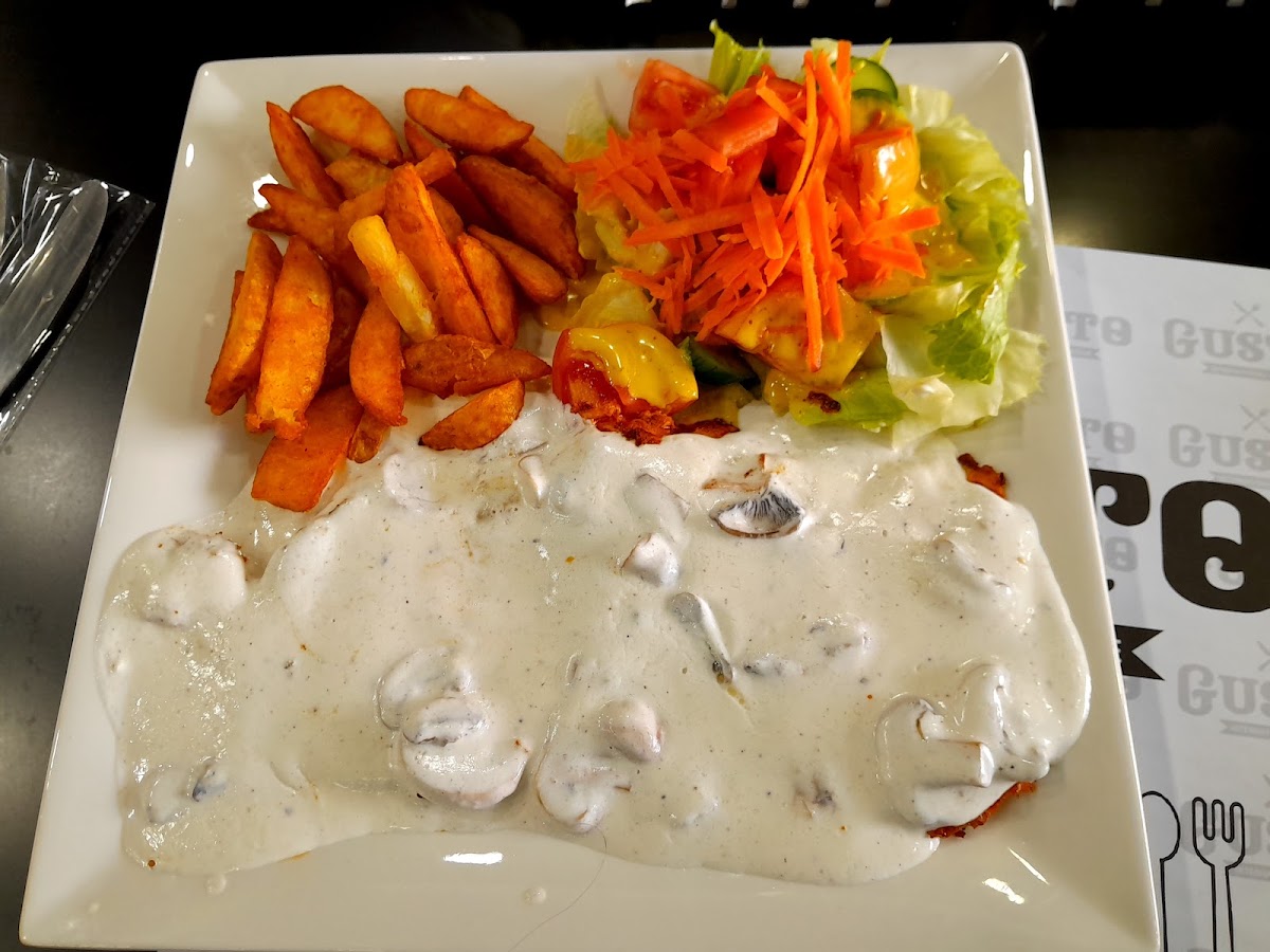 Gusto - International Cuisine — photograph 5