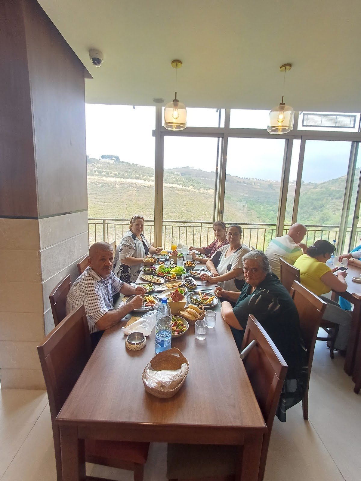 Halloun Restaurant — photograph 6