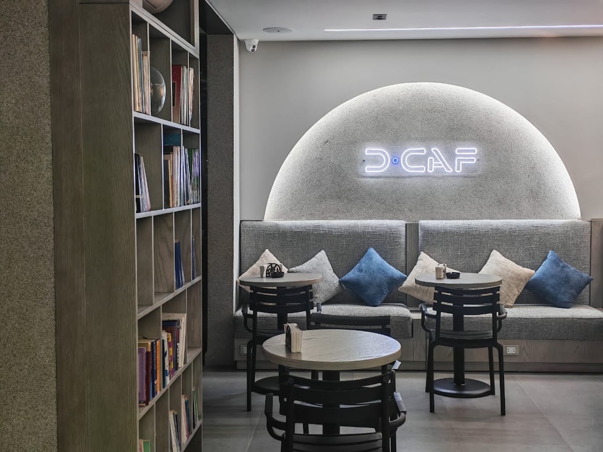 D.caf — photograph 4
