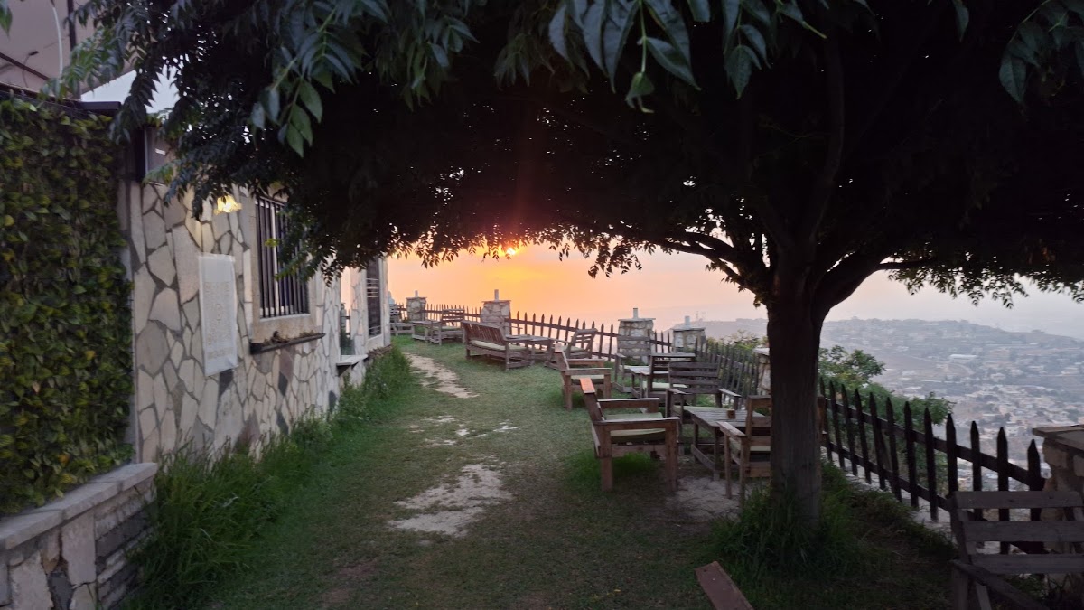 Mazaj cafe — photograph 5