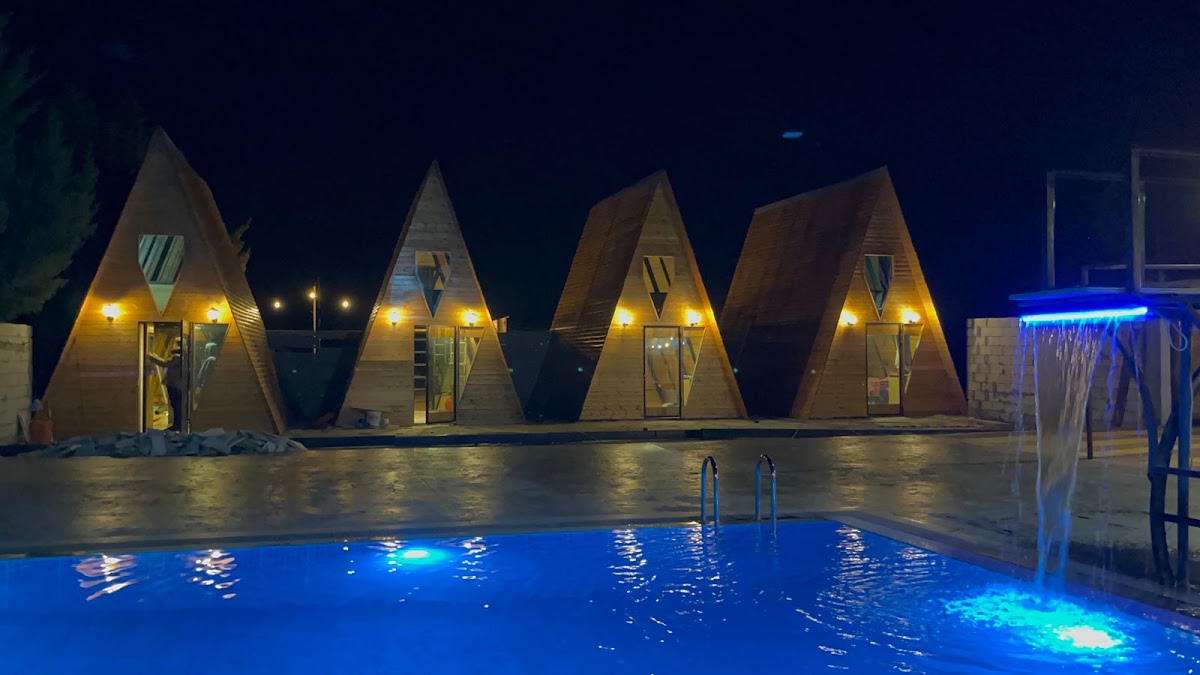 Palina pool & chalet