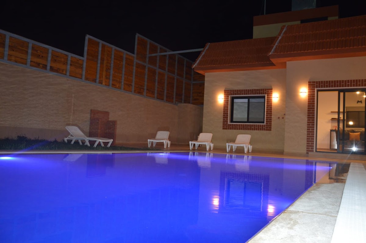 Brick Lodge — photograph 4