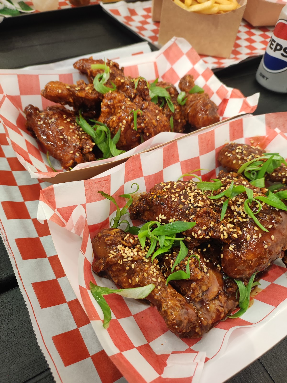 NomNom Chickin — photograph 2