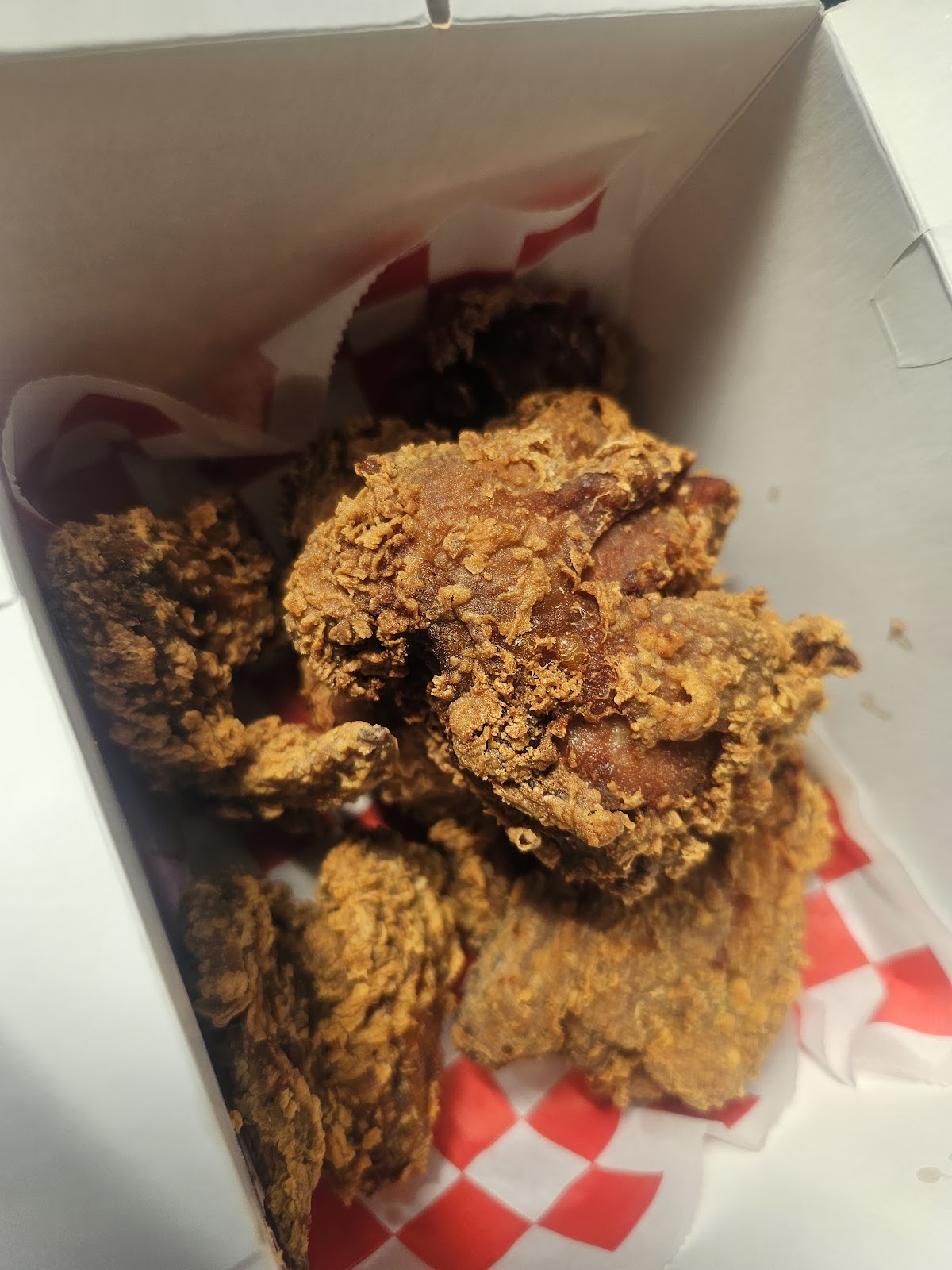 NomNom Chickin — photograph 6