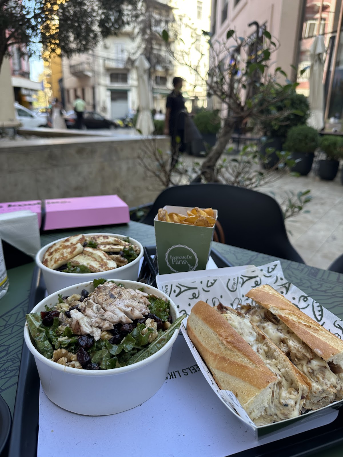 Baguette de Paris Mar Mikhael — photograph 6