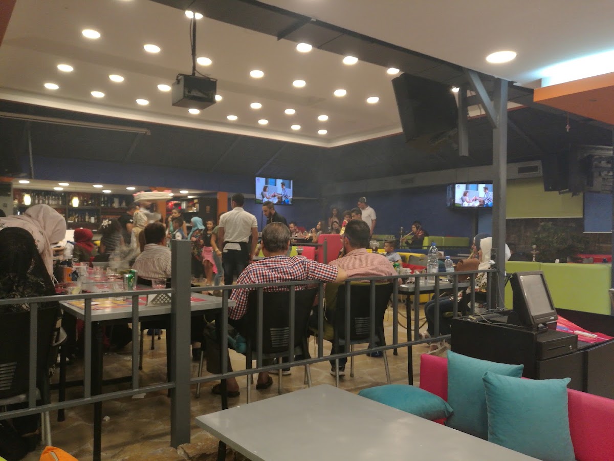 Diamond Cafe — photograph 4