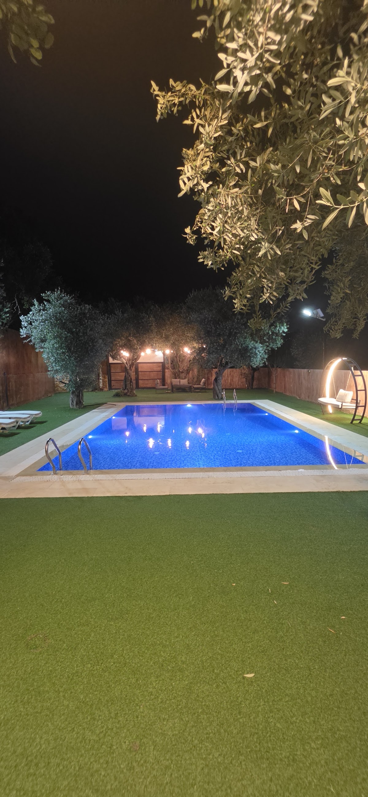 Roots Chalet and Private Pool — photograph 4