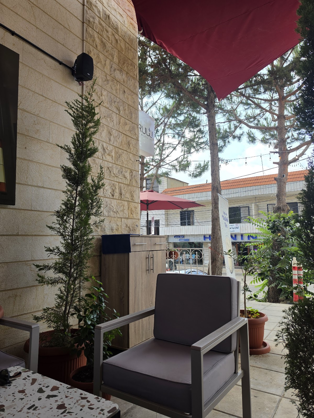 BRU COFFEE LOUNGE — photograph 5