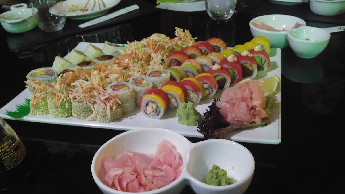 Sushiholic — photograph 4