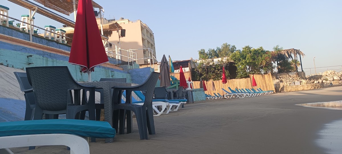 Larinabeach.jounie