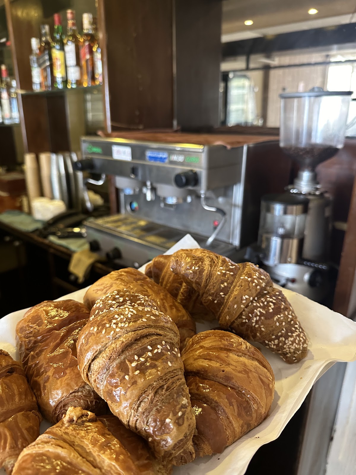 Manuella Cafe