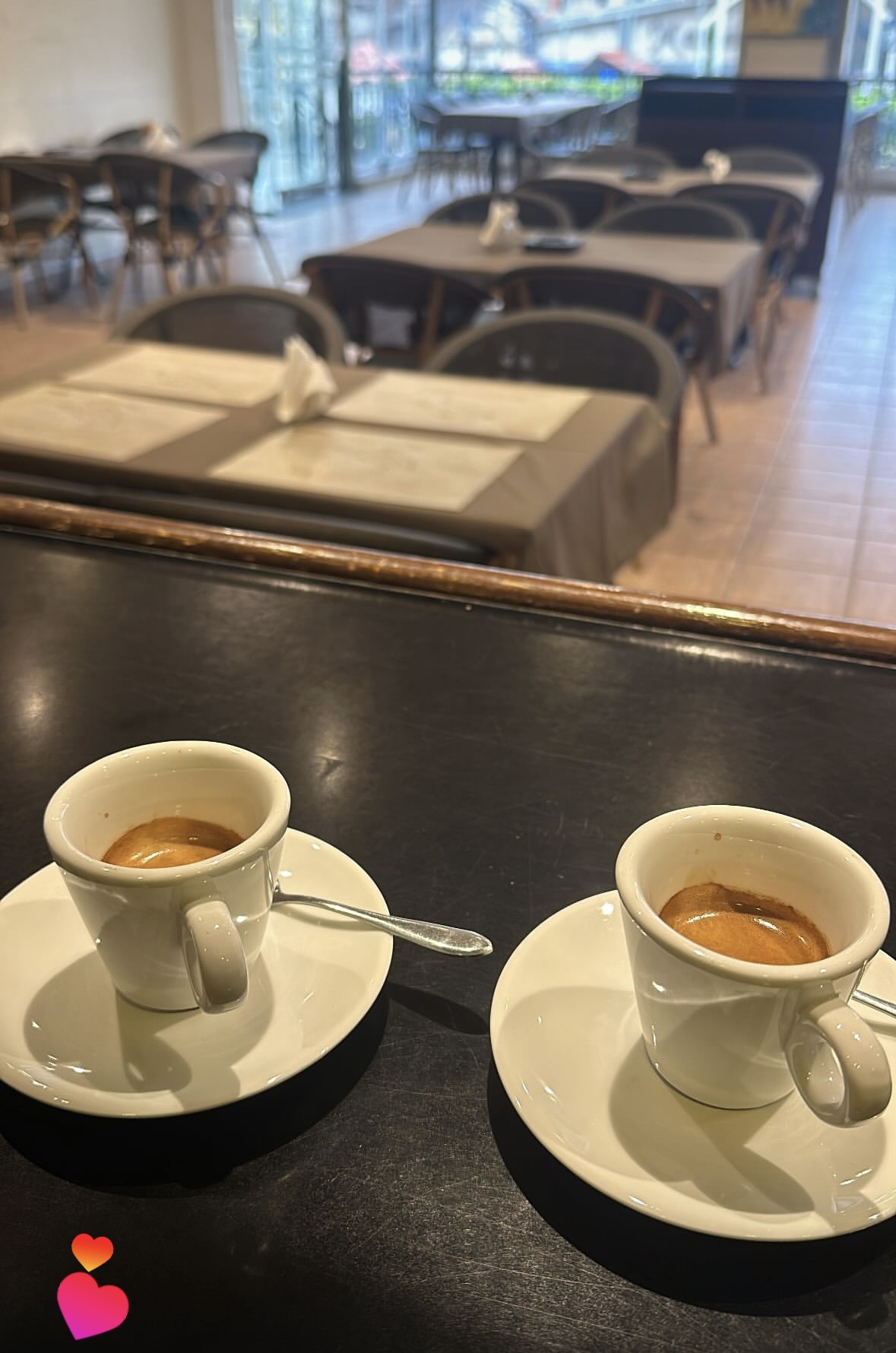 Manuella Cafe — photograph 2
