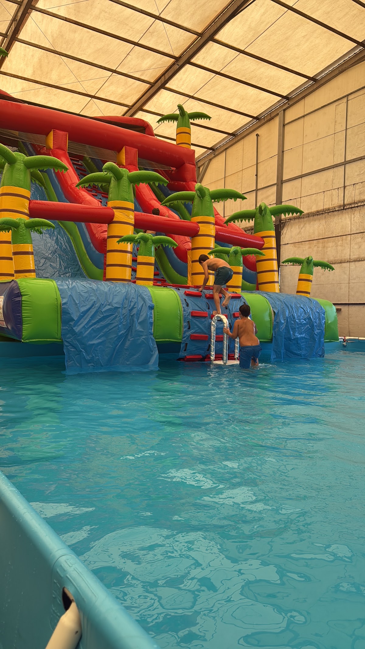 Splash Zone — photograph 6