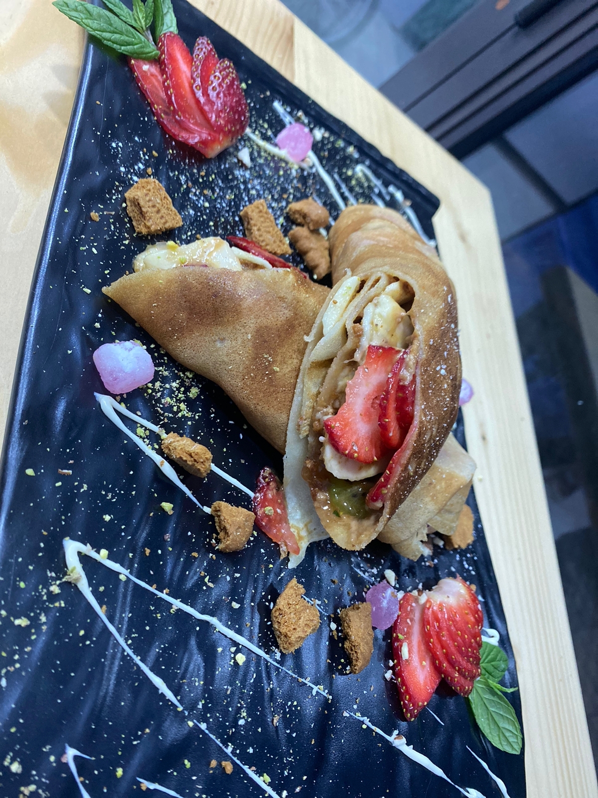Victoria's Crepe & Coffee
