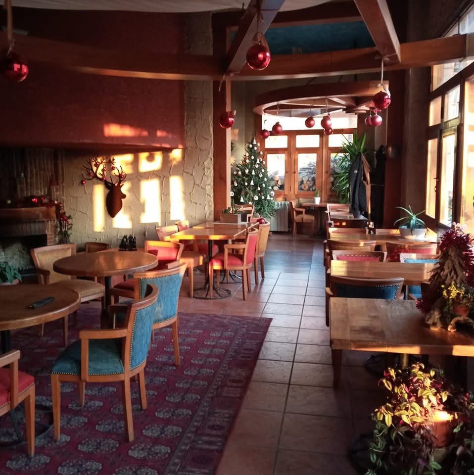 Pancho vino Pub Resto Faraya