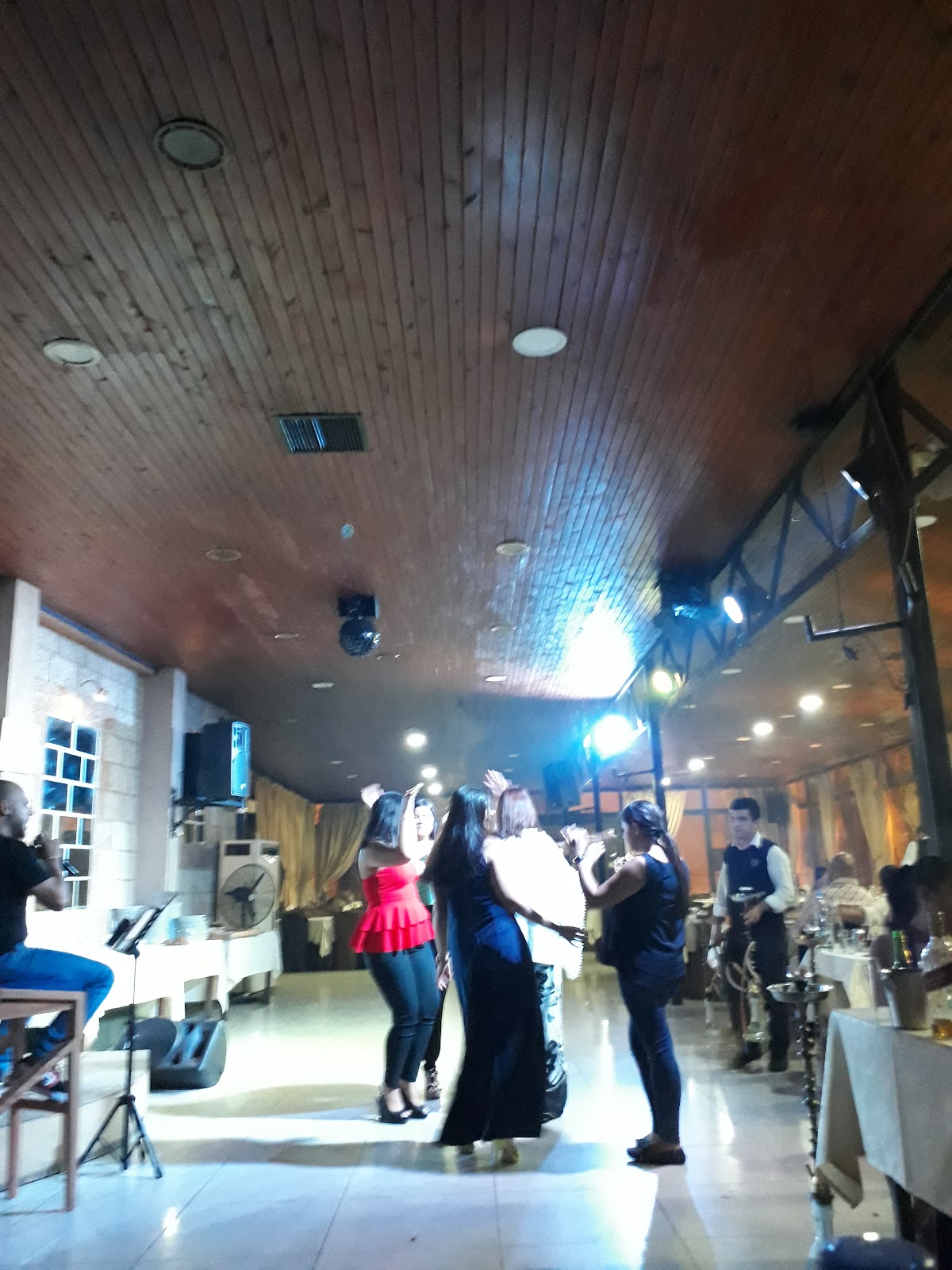 Al Marj - Restaurant — photograph 6