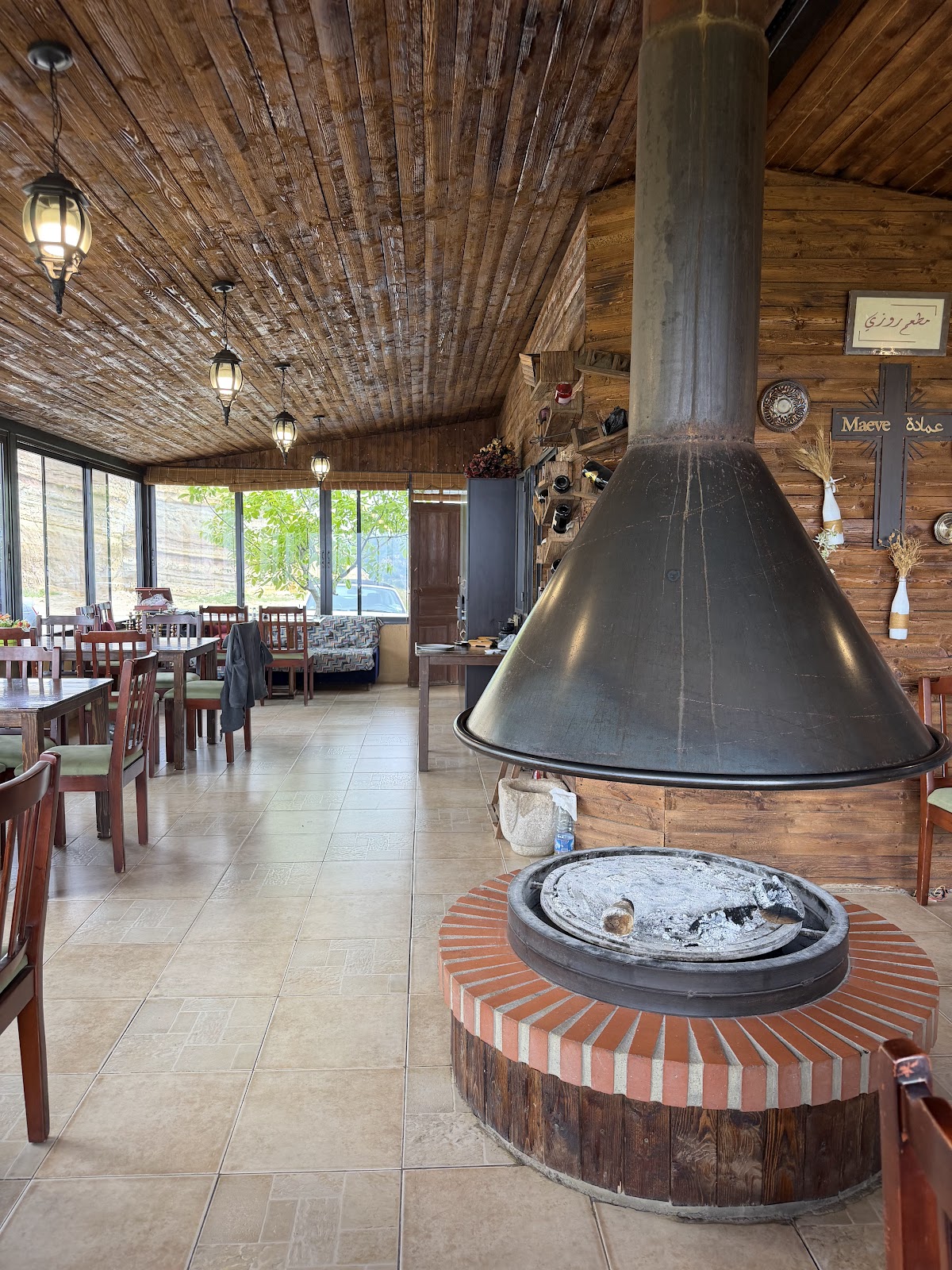 Rosy Restaurant — photograph 5