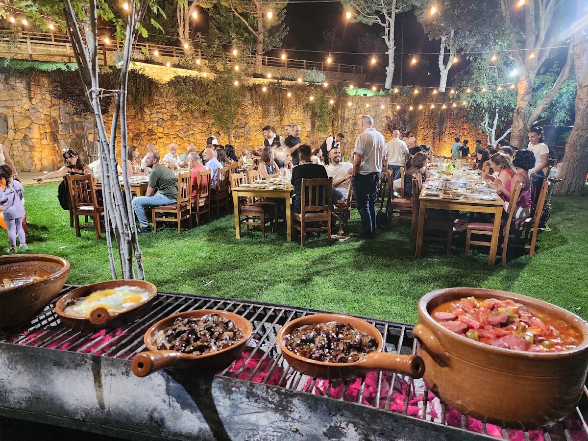 Al Kanater Restaurant Faqra-Kfardebian — photograph 2