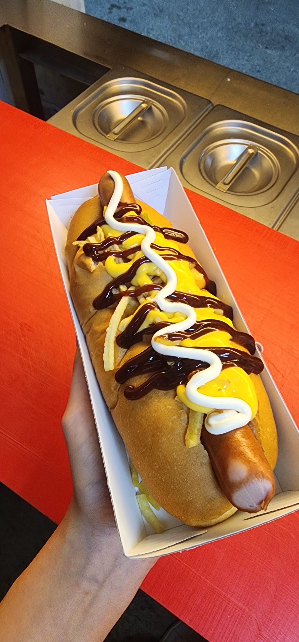 Eddy's Hotdog — photograph 5