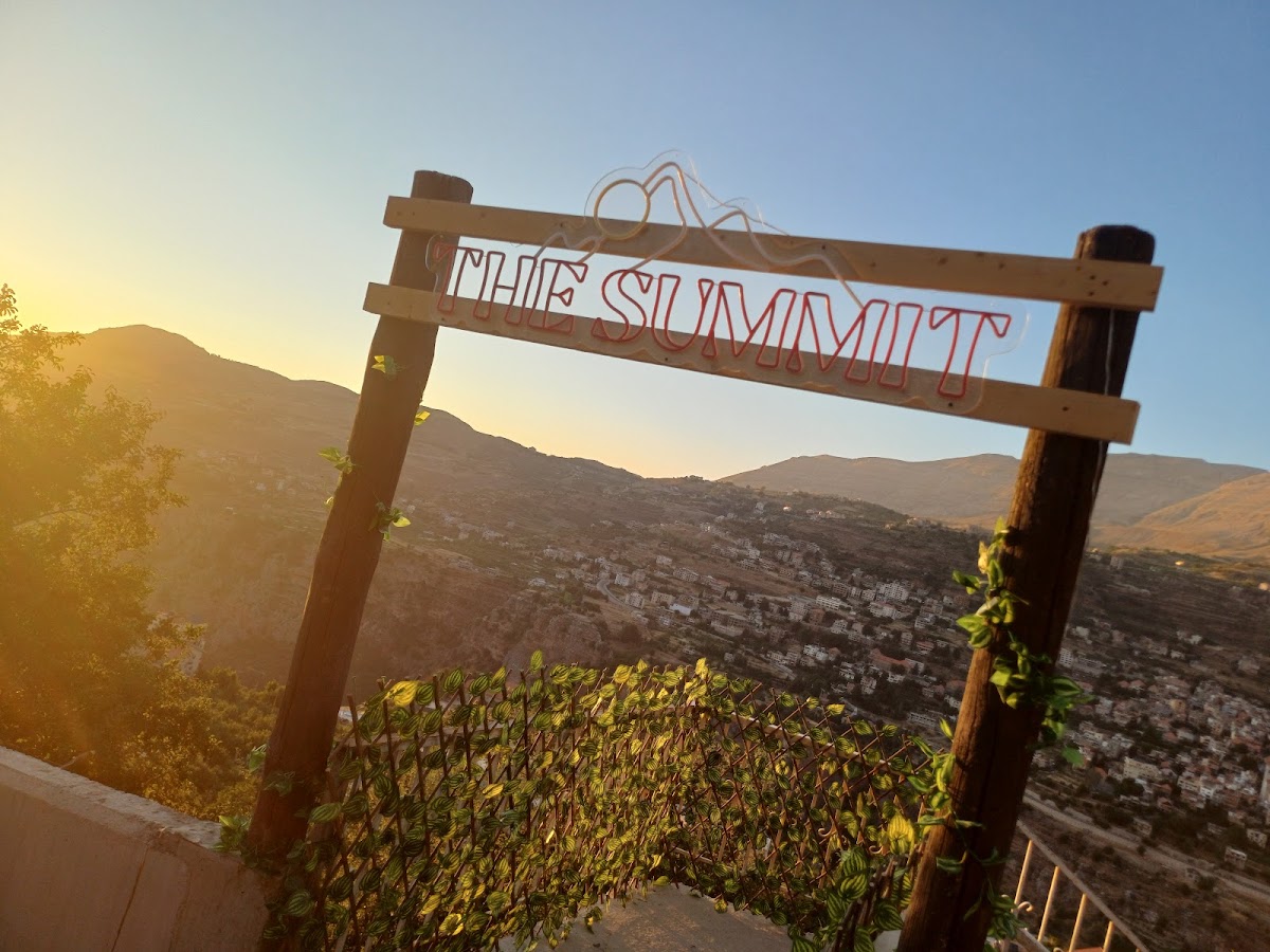 The Summit — photograph 4