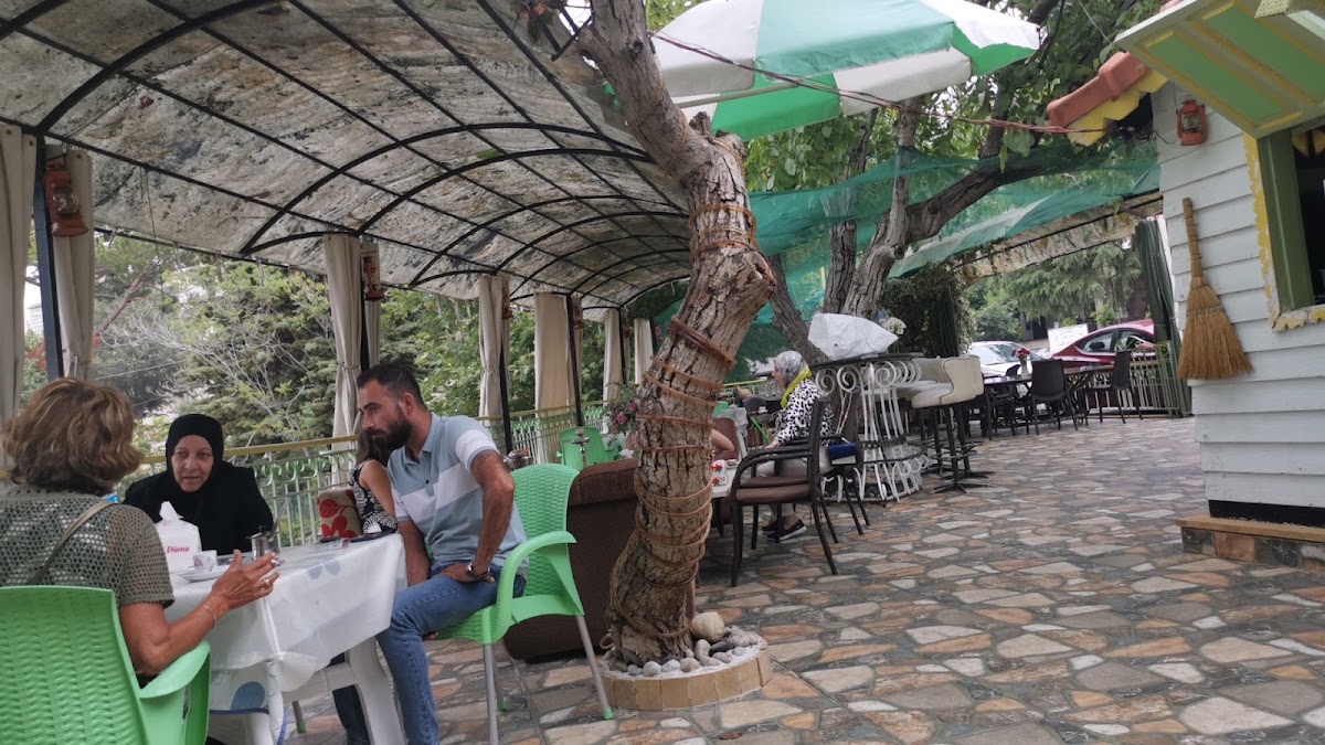 Cabana Cafe — photograph 2