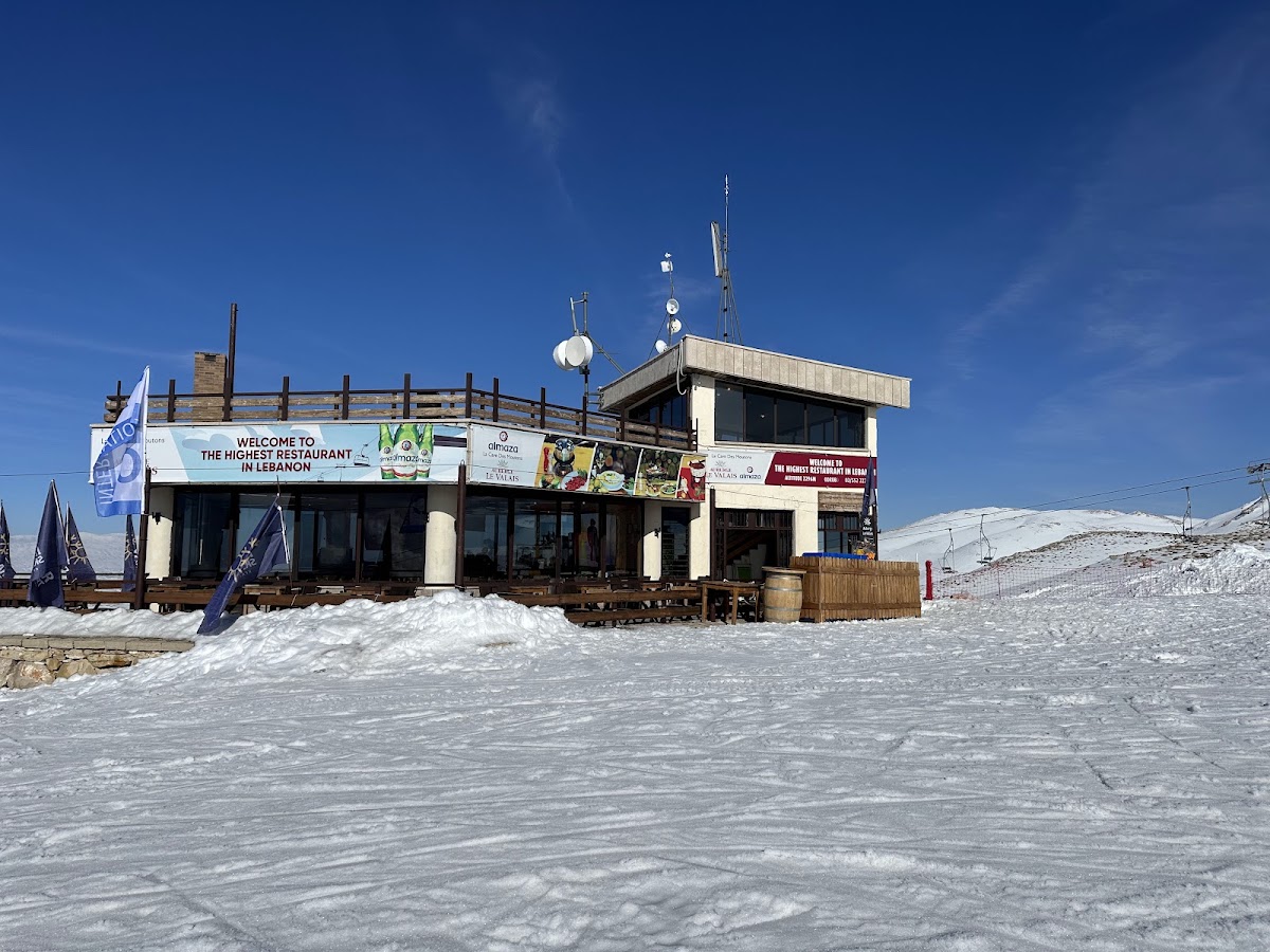Le Valais Restaurant — photograph 2