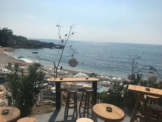 Tonic Beach Safra