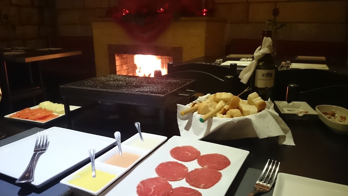 Le Resto Chez Papa — photograph 2