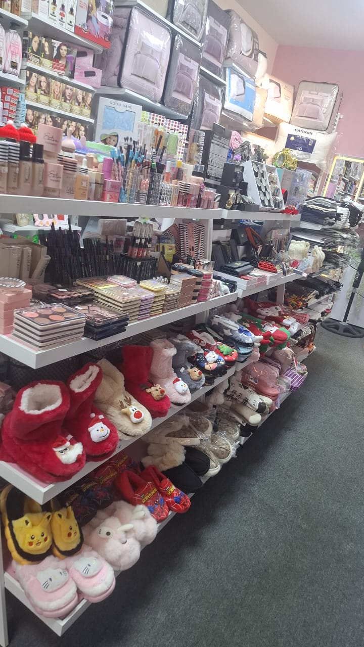 Eliz GiftShop — photograph 2