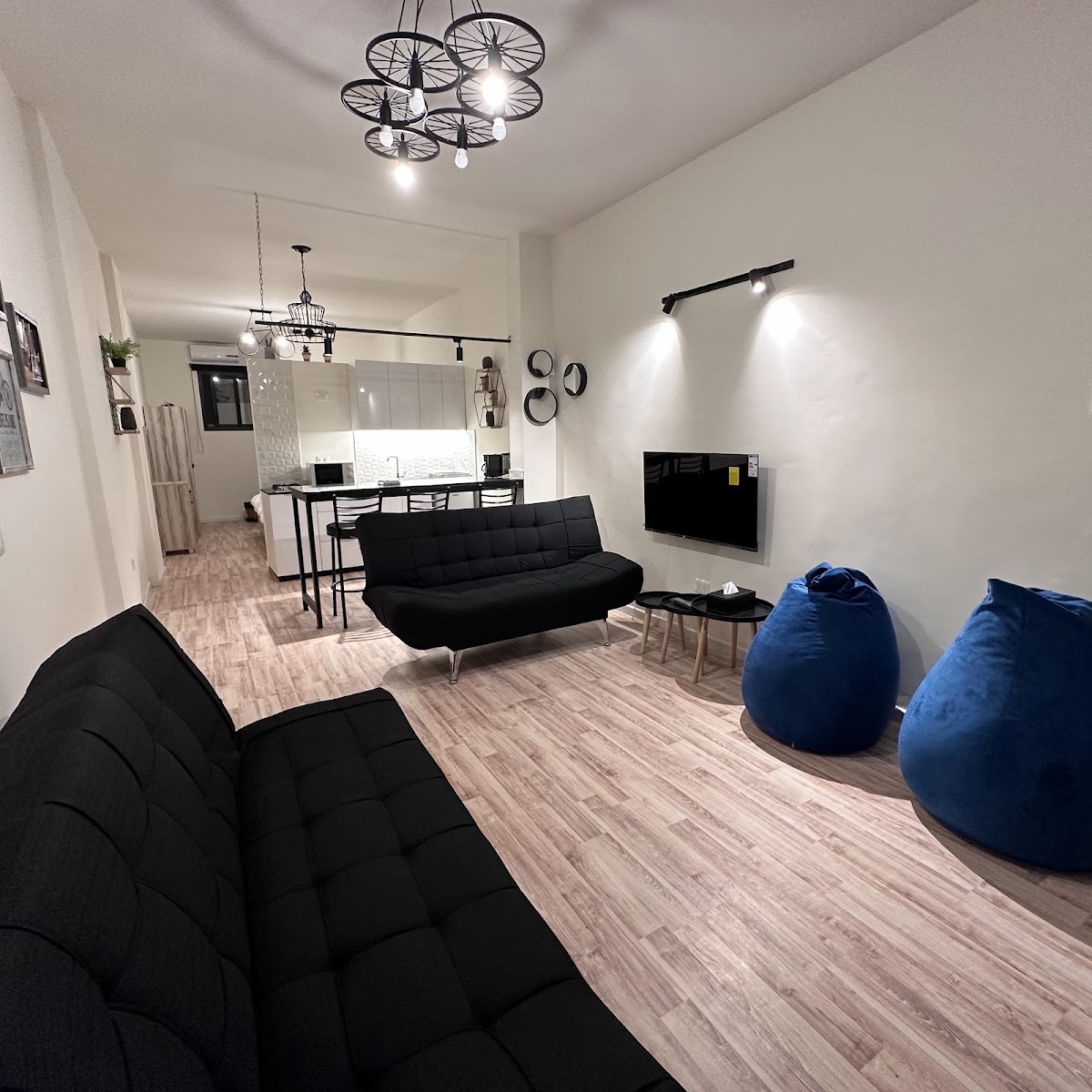 Batroun Modern Guest Houses — photograph 4