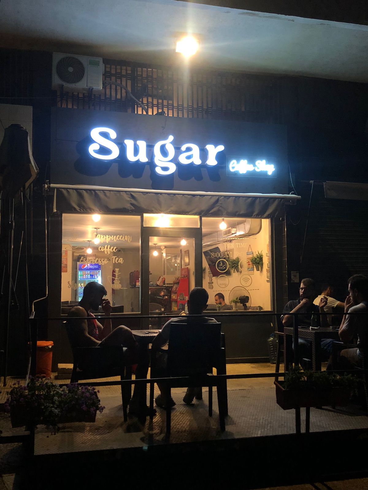 Sugar coffee shop — photograph 6
