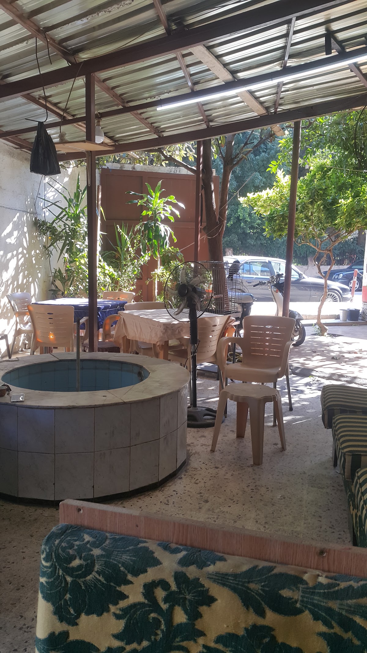 Sourani Cafe — photograph 3