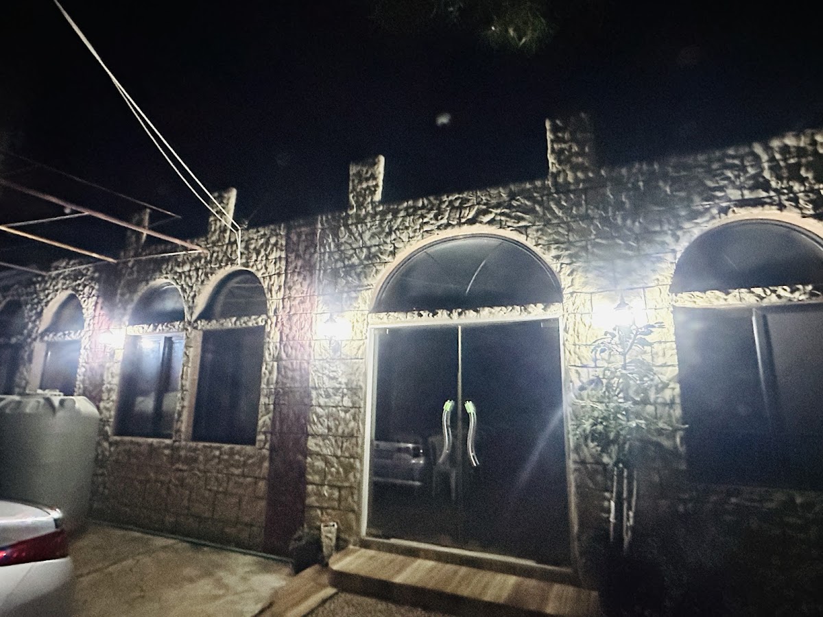 Chez Georges — photograph 6