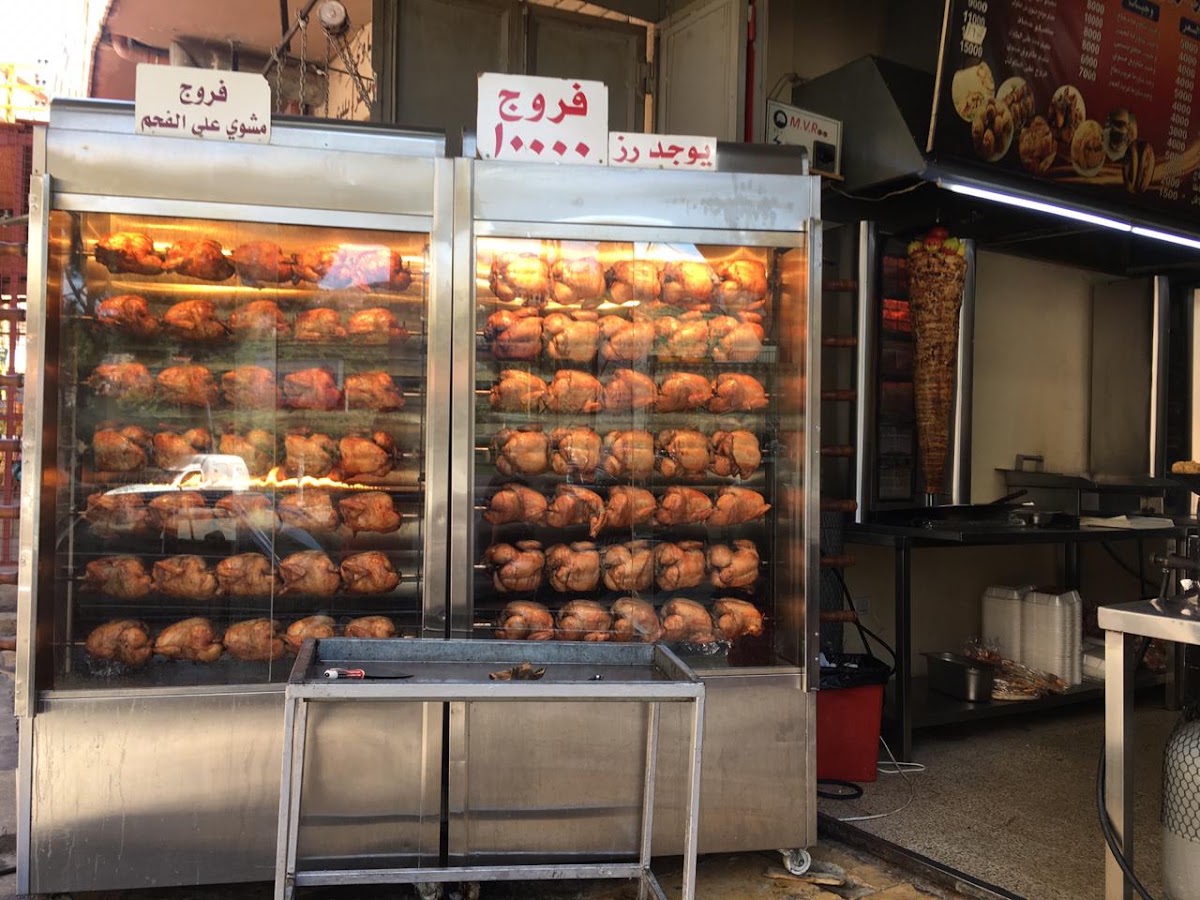 Snack w Farrouj Fakhamet Lebanon — photograph 4