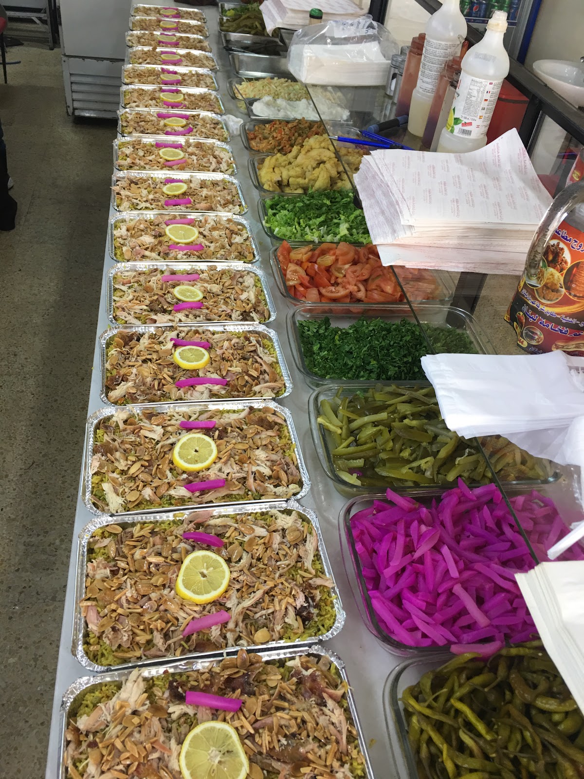 Snack w Farrouj Fakhamet Lebanon — photograph 6